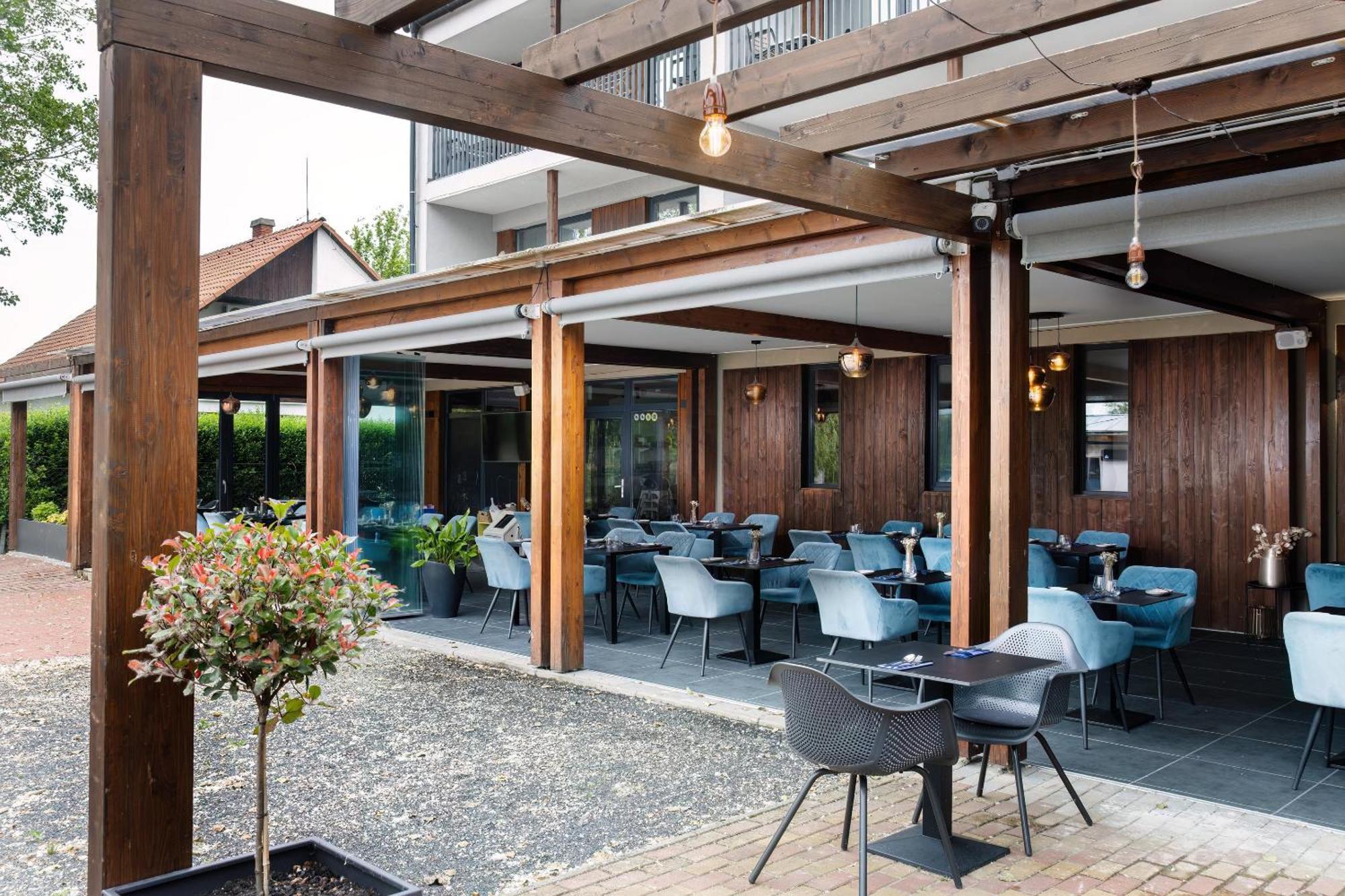 Port Etterem&Panzio Bed & Breakfast Balatonmariafurdo Luaran gambar